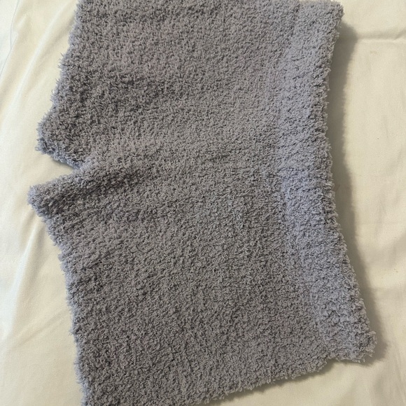 NWT POL Cozy Gray Knit Shorts Size L - Picture 4 of 5